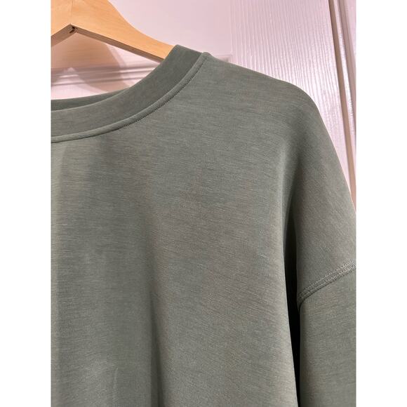 Lululemon Perfectly Oversized Cropped Crew Softstreme Green Twill size 12 - Picture 2 of 4